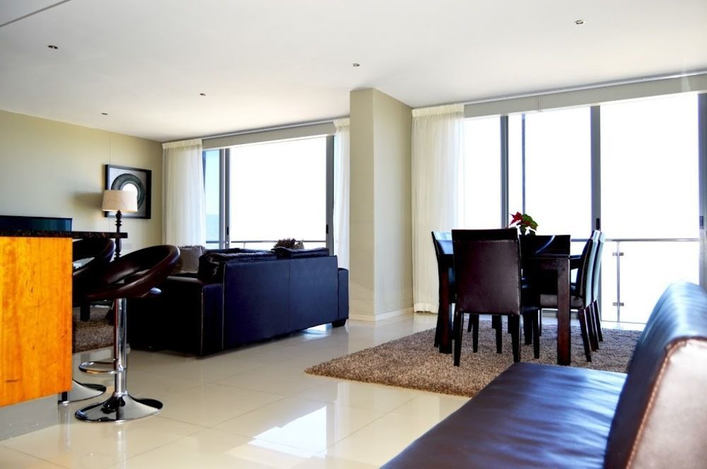 Aquarius Luxury Suites Bloubergstrand Exterior foto